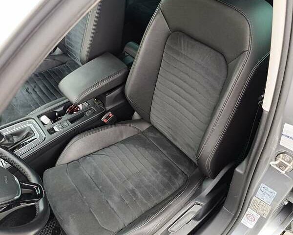 Сірий Фольксваген Пассат, об'ємом двигуна 1.97 л та пробігом 211 тис. км за 17800 $, фото 11 на Automoto.ua