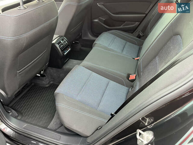 Сірий Фольксваген Пассат, об'ємом двигуна 1.4 л та пробігом 226 тис. км за 19499 $, фото 24 на Automoto.ua