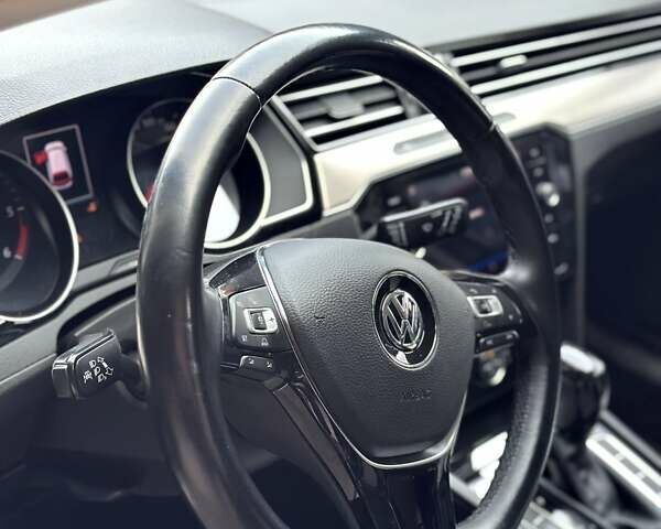 Сірий Фольксваген Пассат, об'ємом двигуна 1.97 л та пробігом 237 тис. км за 15670 $, фото 25 на Automoto.ua