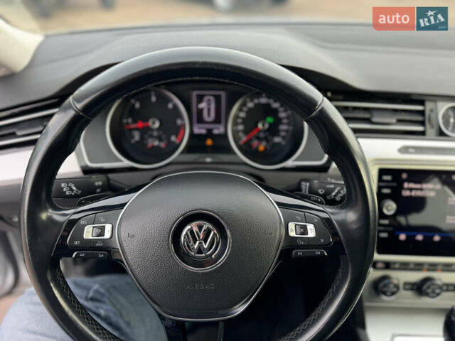 Серый Фольксваген Пассат, объемом двигателя 1.97 л и пробегом 207 тыс. км за 17300 $, фото 54 на Automoto.ua