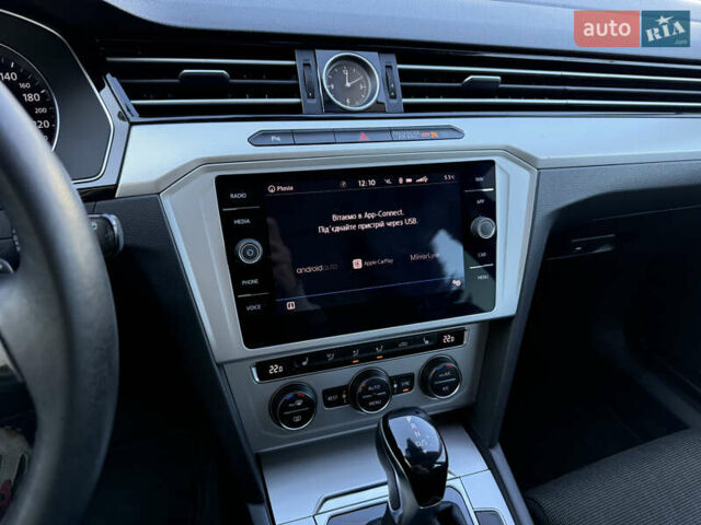 Сірий Фольксваген Пассат, об'ємом двигуна 1.97 л та пробігом 220 тис. км за 16800 $, фото 43 на Automoto.ua