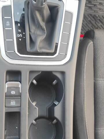 Сірий Фольксваген Пассат, об'ємом двигуна 2 л та пробігом 186 тис. км за 23018 $, фото 19 на Automoto.ua