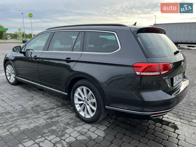 Сірий Фольксваген Пассат, об'ємом двигуна 1.4 л та пробігом 226 тис. км за 19499 $, фото 4 на Automoto.ua