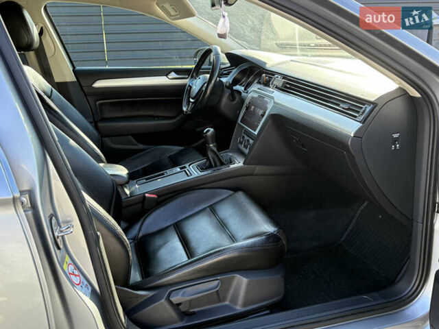 Сірий Фольксваген Пассат, об'ємом двигуна 1.97 л та пробігом 223 тис. км за 16200 $, фото 20 на Automoto.ua