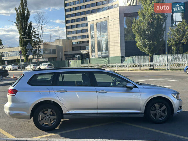 Серый Фольксваген Пассат, объемом двигателя 1.97 л и пробегом 176 тыс. км за 16800 $, фото 3 на Automoto.ua
