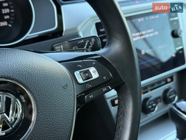 Сірий Фольксваген Пассат, об'ємом двигуна 1.97 л та пробігом 220 тис. км за 16800 $, фото 46 на Automoto.ua