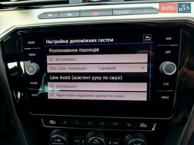 Серый Фольксваген Пассат, объемом двигателя 1.97 л и пробегом 165 тыс. км за 18900 $, фото 15 на Automoto.ua