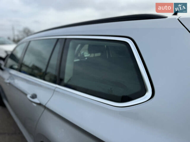 Серый Фольксваген Пассат, объемом двигателя 1.97 л и пробегом 207 тыс. км за 17300 $, фото 20 на Automoto.ua