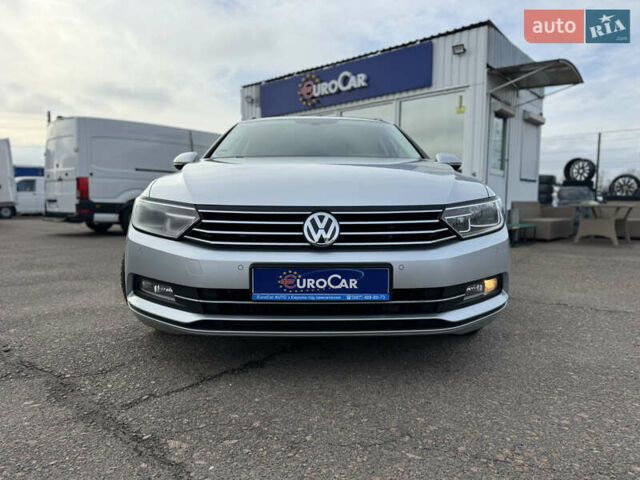 Серый Фольксваген Пассат, объемом двигателя 1.97 л и пробегом 207 тыс. км за 17300 $, фото 2 на Automoto.ua