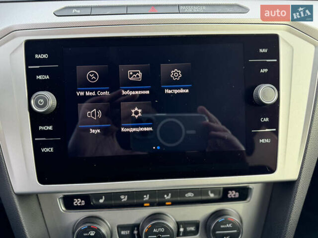 Серый Фольксваген Пассат, объемом двигателя 1.97 л и пробегом 207 тыс. км за 17300 $, фото 60 на Automoto.ua