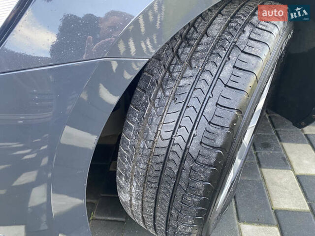 Серый Фольксваген Пассат, объемом двигателя 2 л и пробегом 286 тыс. км за 14700 $, фото 4 на Automoto.ua