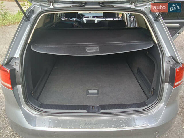 Серый Фольксваген Пассат, объемом двигателя 2 л и пробегом 315 тыс. км за 15500 $, фото 9 на Automoto.ua