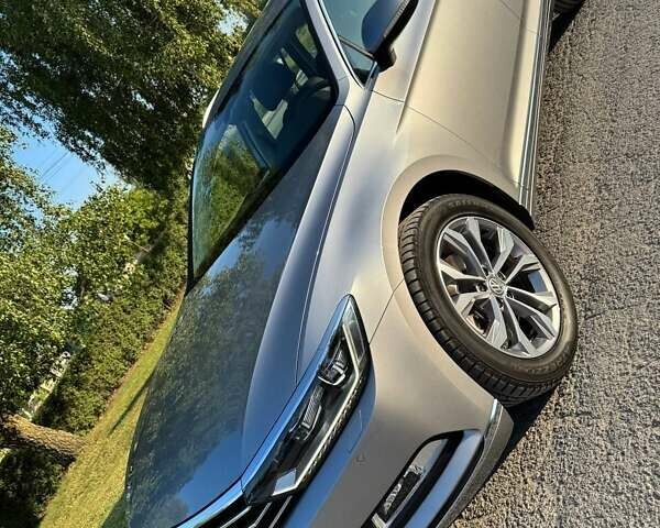 Серый Фольксваген Пассат, объемом двигателя 2 л и пробегом 222 тыс. км за 18999 $, фото 8 на Automoto.ua