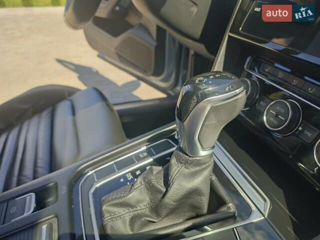 Серый Фольксваген Пассат, объемом двигателя 2 л и пробегом 244 тыс. км за 16900 $, фото 31 на Automoto.ua