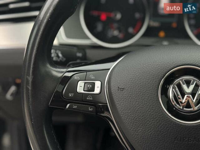 Сірий Фольксваген Пассат, об'ємом двигуна 1.97 л та пробігом 276 тис. км за 13999 $, фото 17 на Automoto.ua