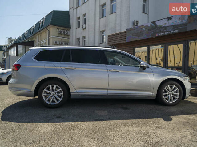 Сірий Фольксваген Пассат, об'ємом двигуна 1.6 л та пробігом 205 тис. км за 13600 $, фото 12 на Automoto.ua