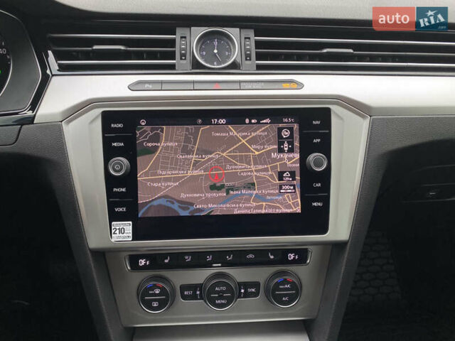 Серый Фольксваген Пассат, объемом двигателя 2 л и пробегом 241 тыс. км за 16900 $, фото 16 на Automoto.ua