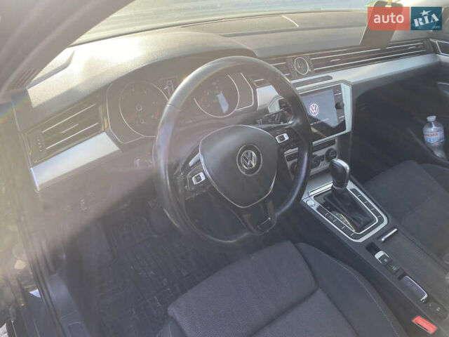Серый Фольксваген Пассат, объемом двигателя 2 л и пробегом 286 тыс. км за 14700 $, фото 9 на Automoto.ua