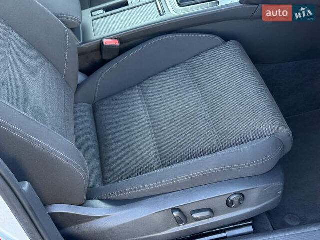 Сірий Фольксваген Пассат, об'ємом двигуна 1.97 л та пробігом 220 тис. км за 16800 $, фото 36 на Automoto.ua