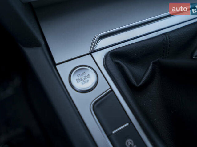 Сірий Фольксваген Пассат, об'ємом двигуна 1.6 л та пробігом 205 тис. км за 13600 $, фото 33 на Automoto.ua