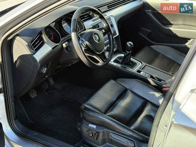 Сірий Фольксваген Пассат, об'ємом двигуна 1.97 л та пробігом 223 тис. км за 16200 $, фото 18 на Automoto.ua