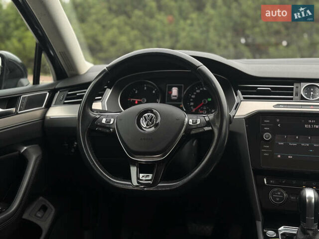 Сірий Фольксваген Пассат, об'ємом двигуна 1.97 л та пробігом 276 тис. км за 13999 $, фото 29 на Automoto.ua