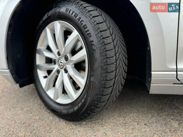 Серый Фольксваген Пассат, объемом двигателя 1.97 л и пробегом 207 тыс. км за 17300 $, фото 15 на Automoto.ua