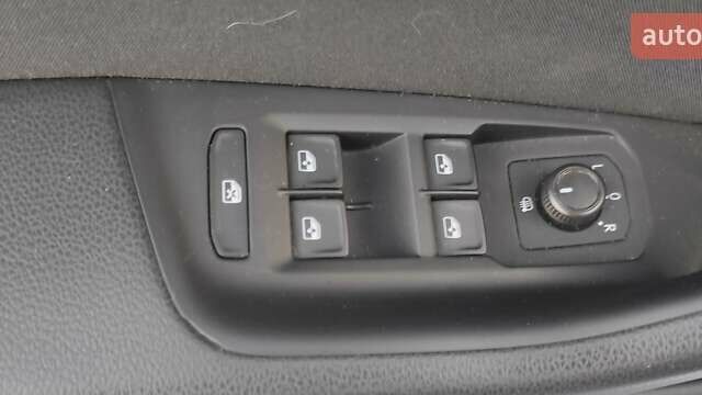 Сірий Фольксваген Пассат, об'ємом двигуна 2 л та пробігом 186 тис. км за 23018 $, фото 17 на Automoto.ua