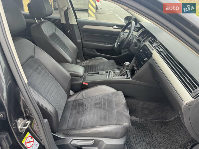 Сірий Фольксваген Пассат, об'ємом двигуна 1.97 л та пробігом 276 тис. км за 13999 $, фото 38 на Automoto.ua