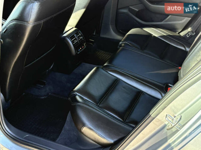 Сірий Фольксваген Пассат, об'ємом двигуна 1.97 л та пробігом 223 тис. км за 16200 $, фото 27 на Automoto.ua