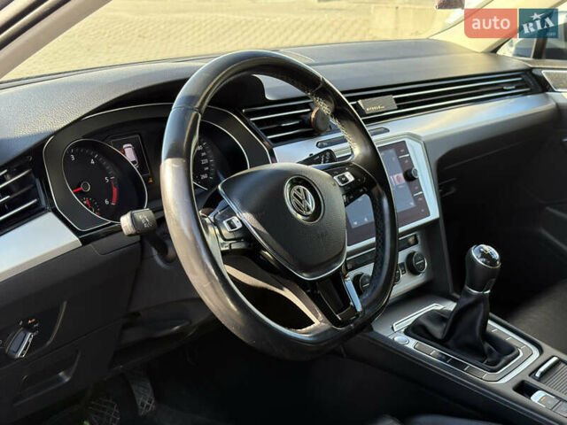 Сірий Фольксваген Пассат, об'ємом двигуна 1.97 л та пробігом 223 тис. км за 16200 $, фото 19 на Automoto.ua