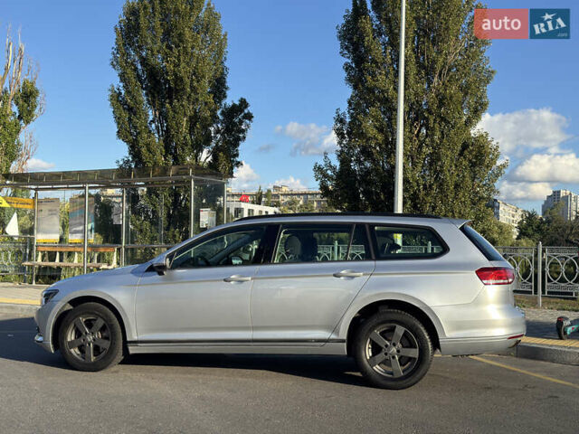 Серый Фольксваген Пассат, объемом двигателя 1.97 л и пробегом 176 тыс. км за 16800 $, фото 7 на Automoto.ua