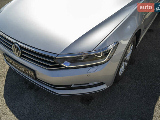 Сірий Фольксваген Пассат, об'ємом двигуна 1.6 л та пробігом 205 тис. км за 13600 $, фото 7 на Automoto.ua