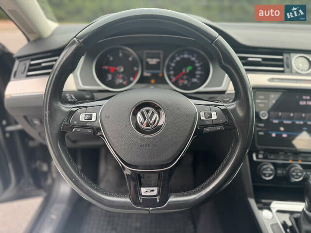 Сірий Фольксваген Пассат, об'ємом двигуна 1.97 л та пробігом 276 тис. км за 13999 $, фото 16 на Automoto.ua