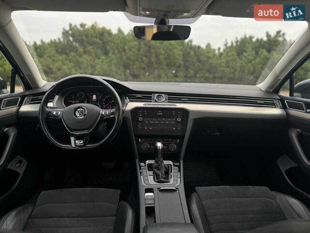 Сірий Фольксваген Пассат, об'ємом двигуна 1.97 л та пробігом 276 тис. км за 13999 $, фото 28 на Automoto.ua