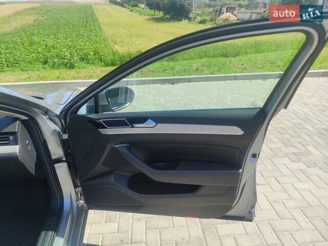 Серый Фольксваген Пассат, объемом двигателя 2 л и пробегом 244 тыс. км за 16900 $, фото 26 на Automoto.ua