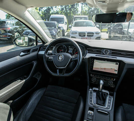 Серый Фольксваген Пассат, объемом двигателя 2 л и пробегом 190 тыс. км за 20300 $, фото 14 на Automoto.ua