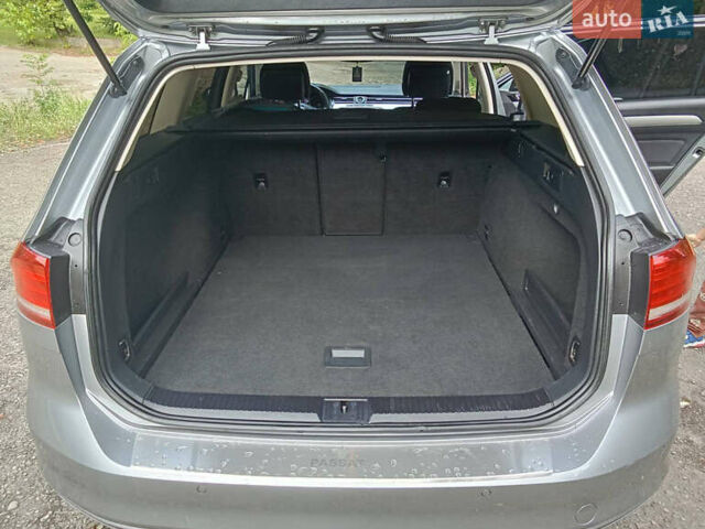 Серый Фольксваген Пассат, объемом двигателя 2 л и пробегом 315 тыс. км за 15500 $, фото 3 на Automoto.ua