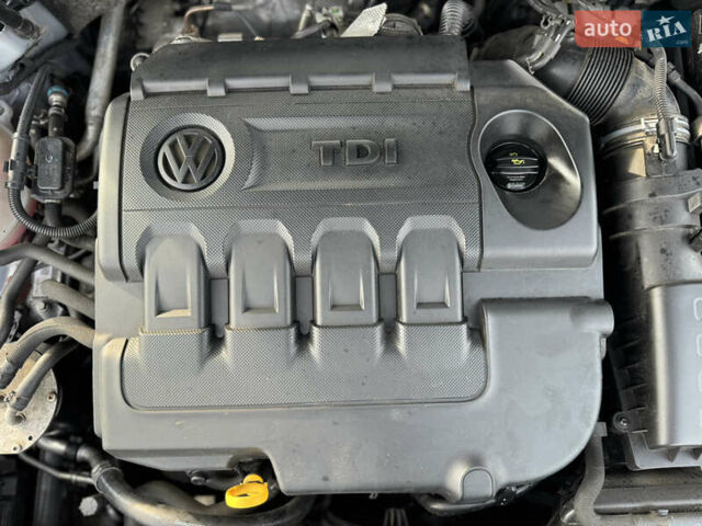 Серый Фольксваген Пассат, объемом двигателя 1.97 л и пробегом 207 тыс. км за 17300 $, фото 89 на Automoto.ua