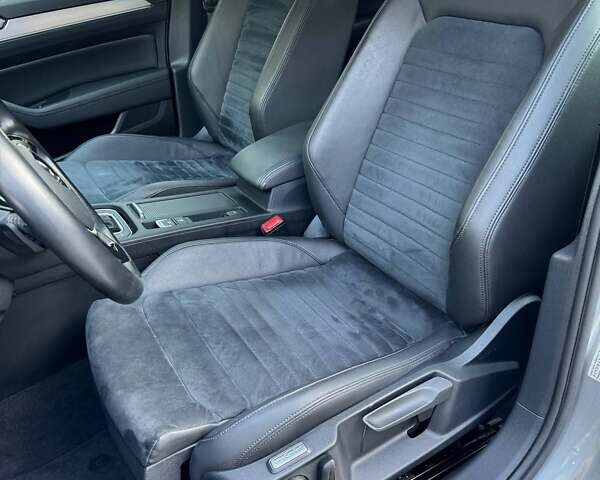 Серый Фольксваген Пассат, объемом двигателя 2 л и пробегом 222 тыс. км за 18999 $, фото 25 на Automoto.ua