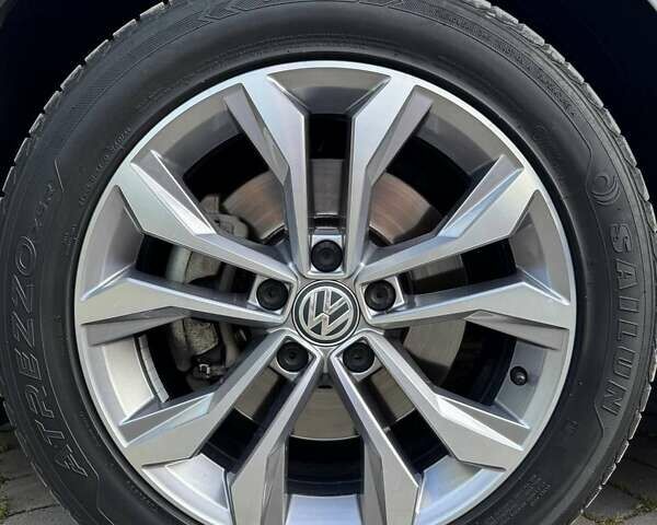 Серый Фольксваген Пассат, объемом двигателя 2 л и пробегом 222 тыс. км за 18999 $, фото 39 на Automoto.ua