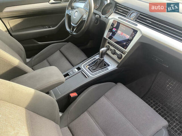 Серый Фольксваген Пассат, объемом двигателя 2 л и пробегом 286 тыс. км за 14700 $, фото 14 на Automoto.ua