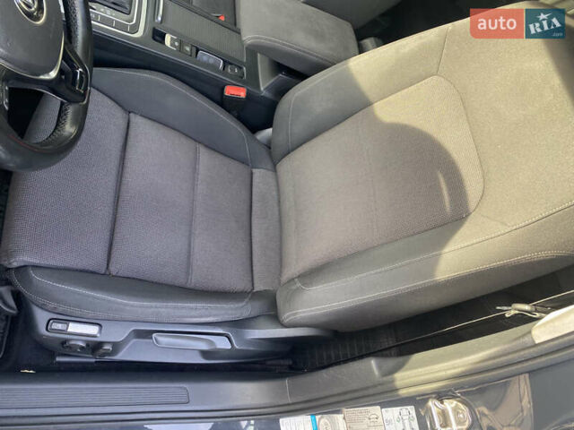 Серый Фольксваген Пассат, объемом двигателя 2 л и пробегом 286 тыс. км за 14700 $, фото 10 на Automoto.ua