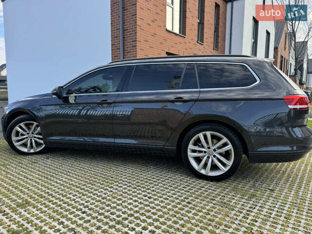 Серый Фольксваген Пассат, объемом двигателя 1.97 л и пробегом 262 тыс. км за 18400 $, фото 4 на Automoto.ua