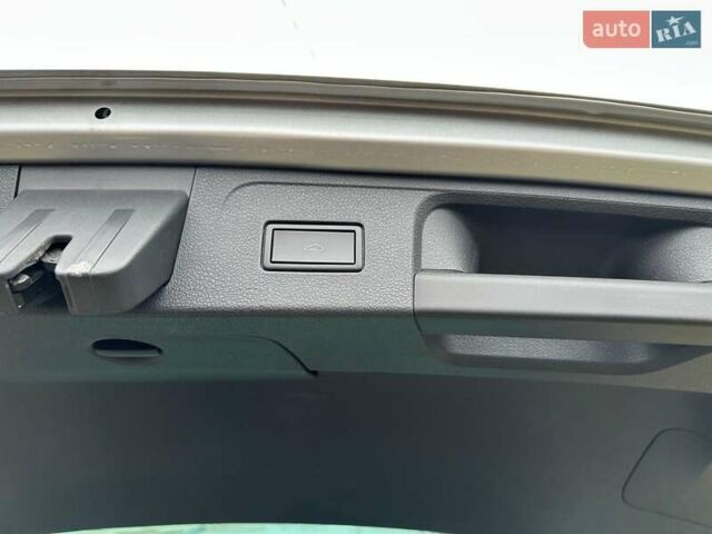Сірий Фольксваген Пассат, об'ємом двигуна 1.97 л та пробігом 207 тис. км за 19900 $, фото 31 на Automoto.ua