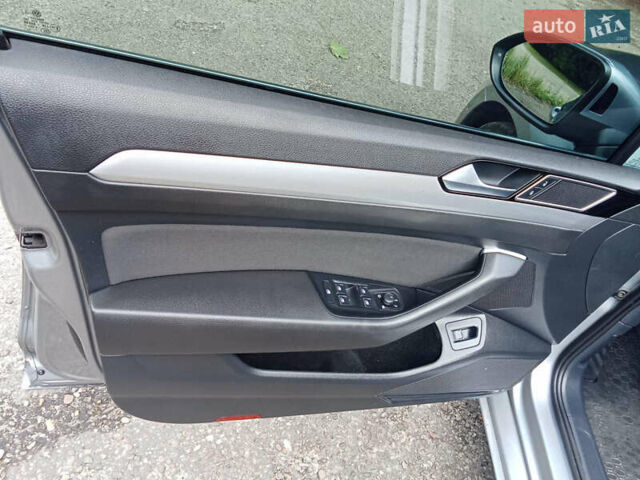 Серый Фольксваген Пассат, объемом двигателя 2 л и пробегом 315 тыс. км за 15500 $, фото 15 на Automoto.ua