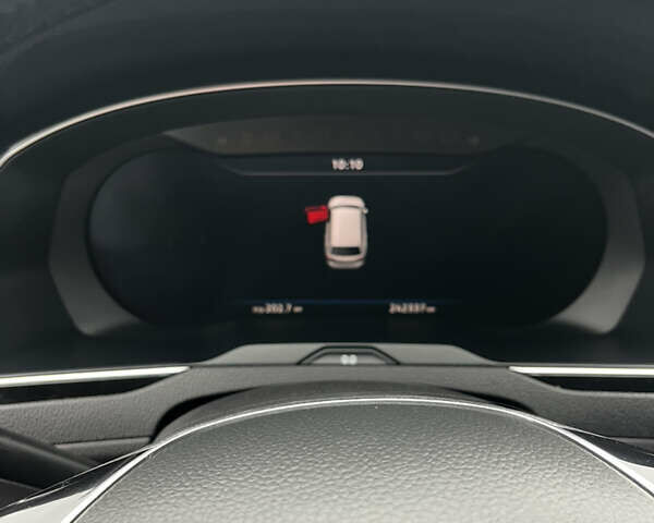 Серый Фольксваген Пассат, объемом двигателя 1.97 л и пробегом 242 тыс. км за 17700 $, фото 11 на Automoto.ua