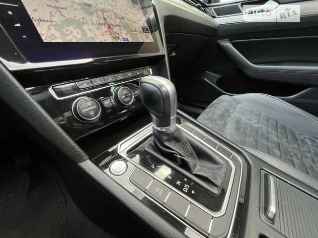 Серый Фольксваген Пассат, объемом двигателя 2 л и пробегом 215 тыс. км за 20000 $, фото 43 на Automoto.ua