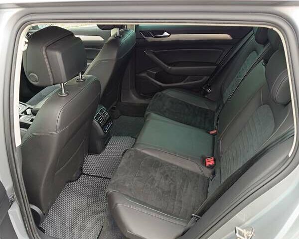 Сірий Фольксваген Пассат, об'ємом двигуна 1.97 л та пробігом 211 тис. км за 17800 $, фото 18 на Automoto.ua