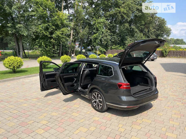 Серый Фольксваген Пассат, объемом двигателя 2 л и пробегом 215 тыс. км за 20000 $, фото 31 на Automoto.ua